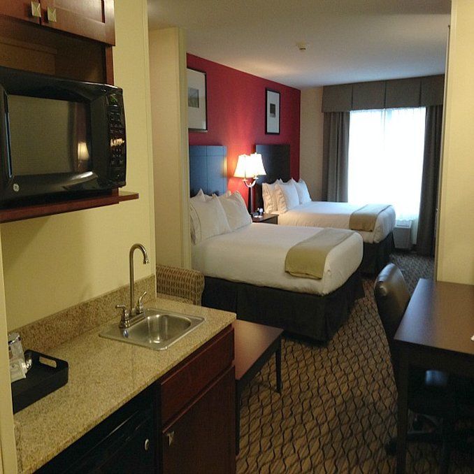 Holiday Inn Express Niles By Ihg Exterior photo